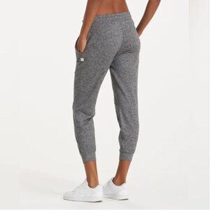 Vuori performance dreamknit jogger heather gray women's size medium